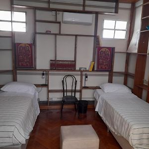 Habitación con Cama King
